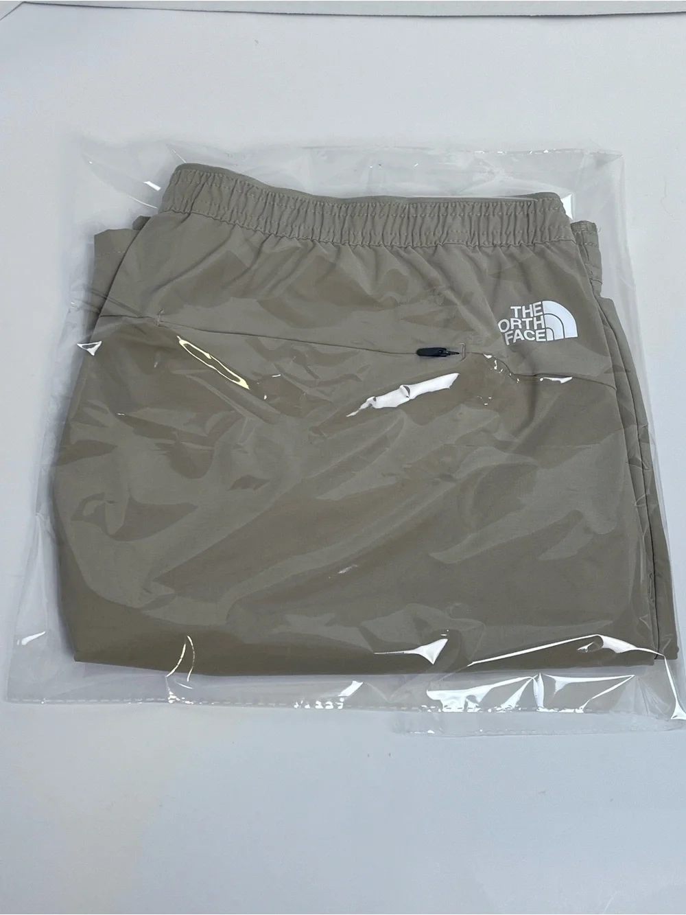 The North Face Men's Wander 2.0 Hybrid Shorts Size L Activewear, Outdoor, Hiking